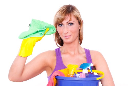 Professional end of tenancy cleaning in a Croydon apartment kitchen