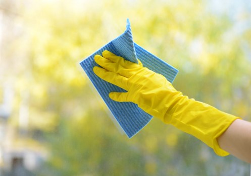 Professional move out cleaning in a Croydon apartment after the furniture has been removed