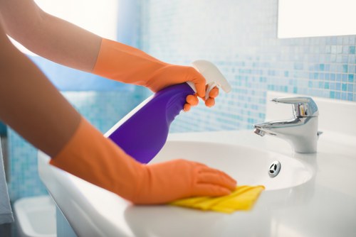Croydon carpet cleaning team focused on safe and careful fabric treatment