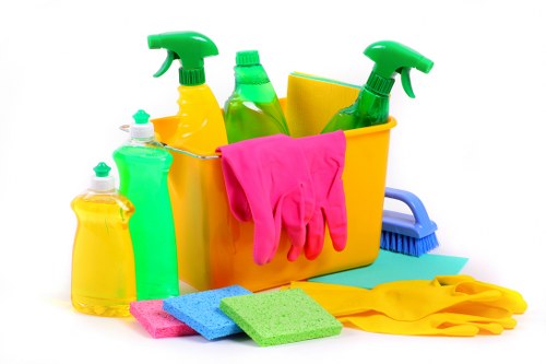 Deep cleaning of a kitchen during an end of tenancy clean in Croydon